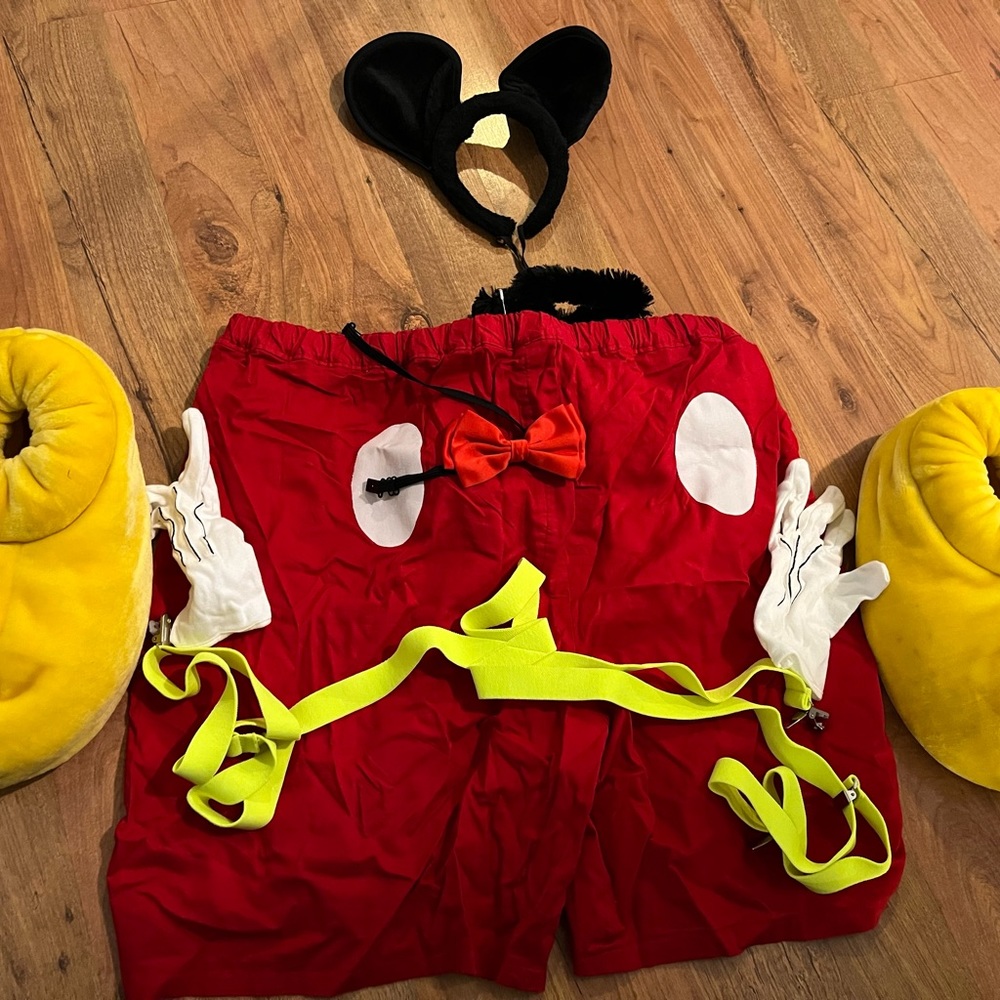 Mickey Mouse mens costume size XL